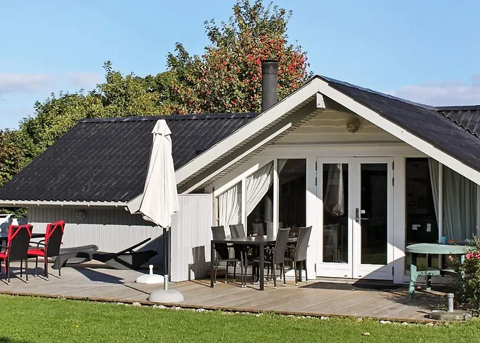 Cozy Retreat With - By Traum בית נופש